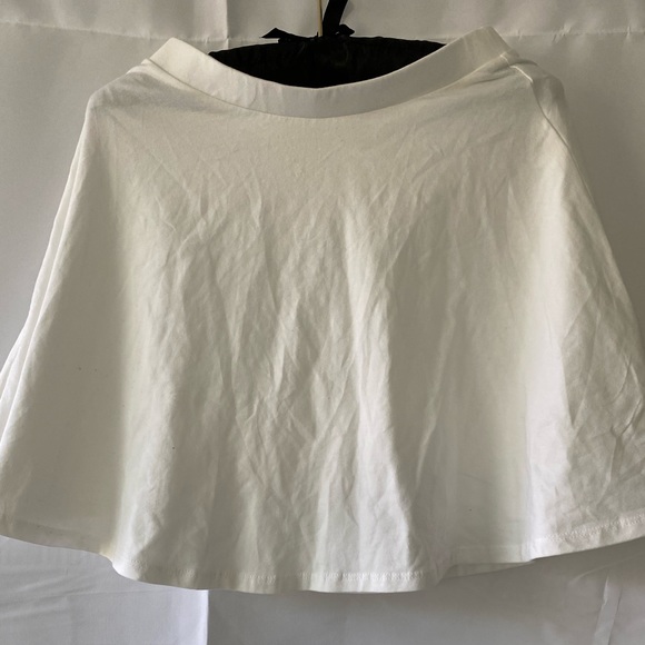 The Perfect white A line mini skirt! - Picture 1 of 3